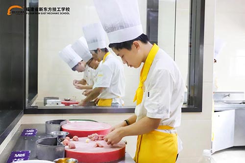 ���˽��в�רҵ�������¶���������