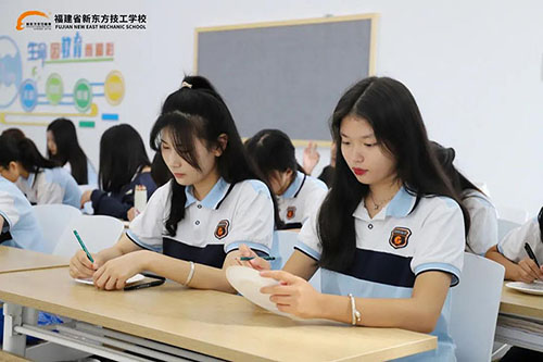 ����Ҫ֪ͨ��ѧ�Ѽ����ϵ��������¶���2022����Ԥ�������Ƚ�