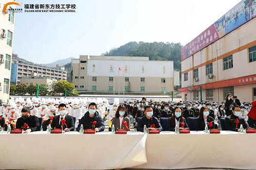 ����ף����У2022�괺�������ǩԼ��ʽԲ����Ļ��