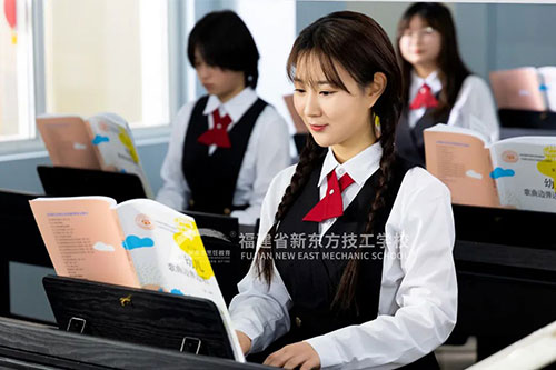 ��ְҵѧУ�ٲ���!ְҵ�������п�Ϊ!