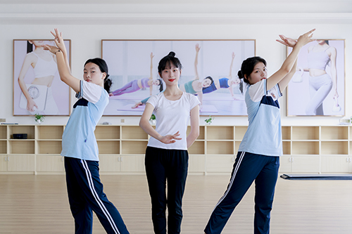 �п��ٽ����ҳ������ոߺ�ְУ��ξ���?