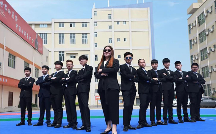 ��ʦ��ѵѧУ