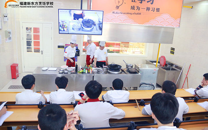 ��ʦ��ѵѧУ