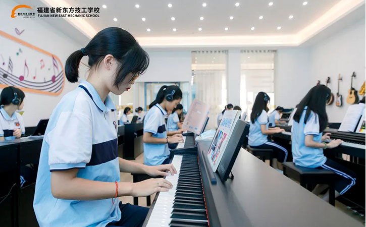 ����ʡ�¶�������ѧУ