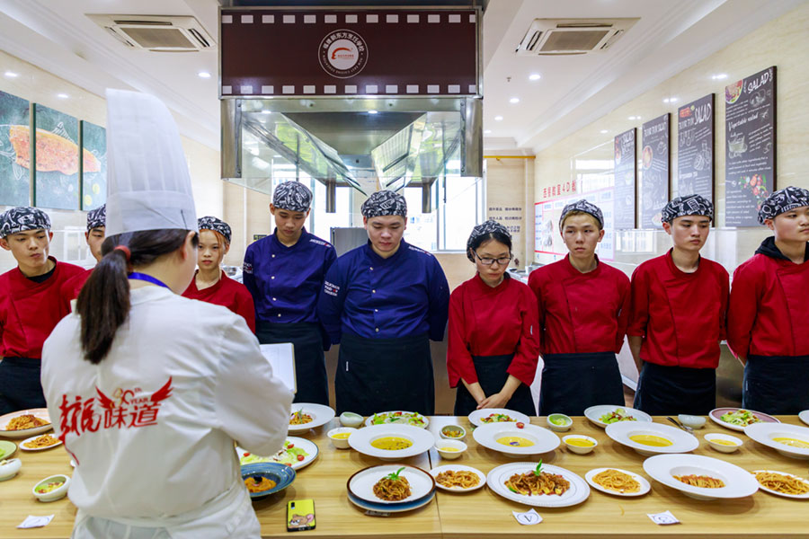 ���ͽ׶ο���