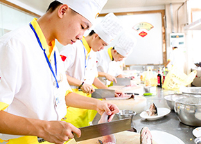 �вͰ�ʵ�ʲ���