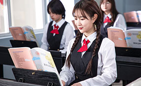 3��  �׶�����רҵ